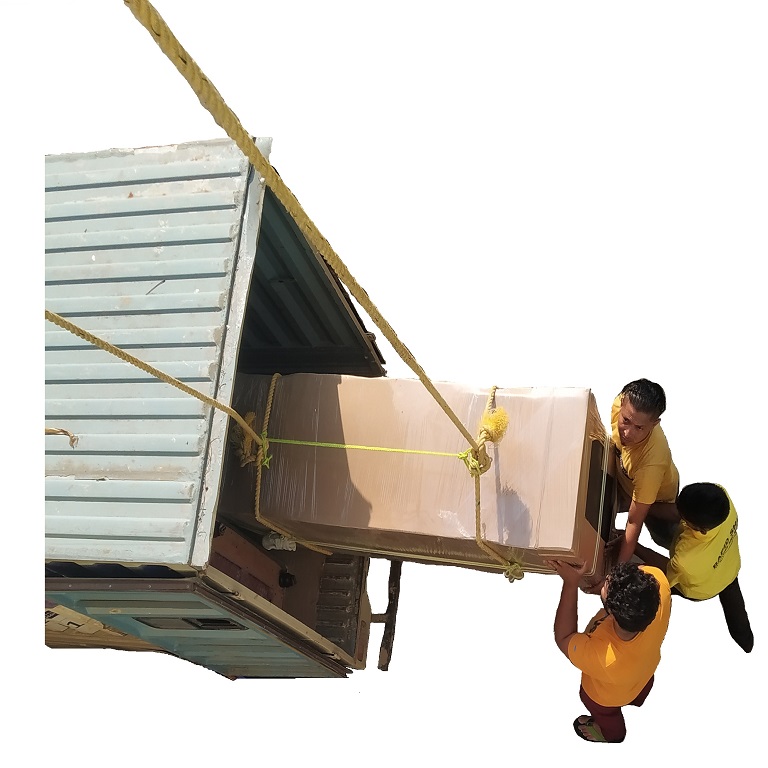 Rope Pulling by Packers and Movers staff in Bangalore